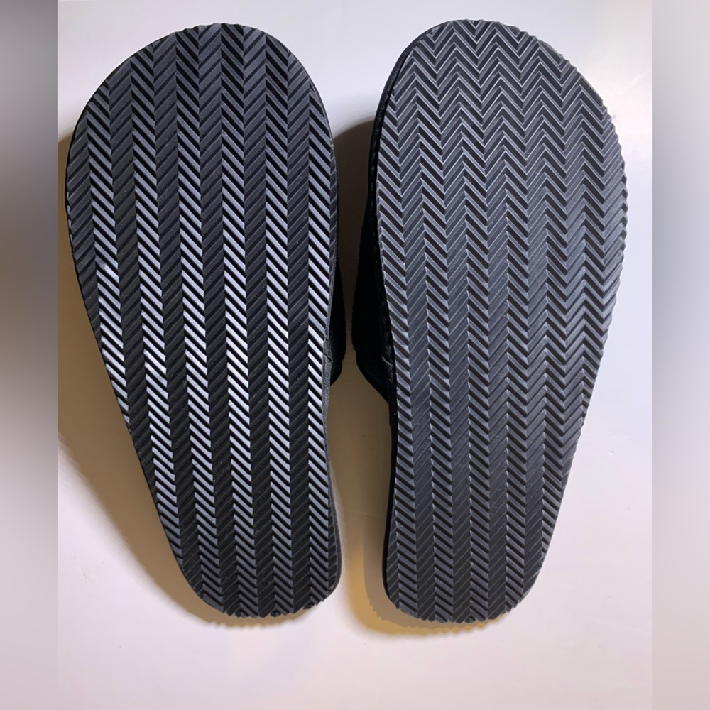 ❌SOLD❌ FTP Black logo house Slippers - Picture 7 of 7